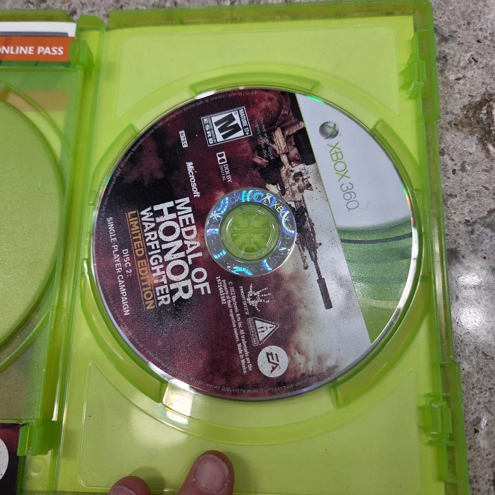 Xbox 360 Medal of Honor Warfighter Limited Edition‎ Video Game Complete Disc